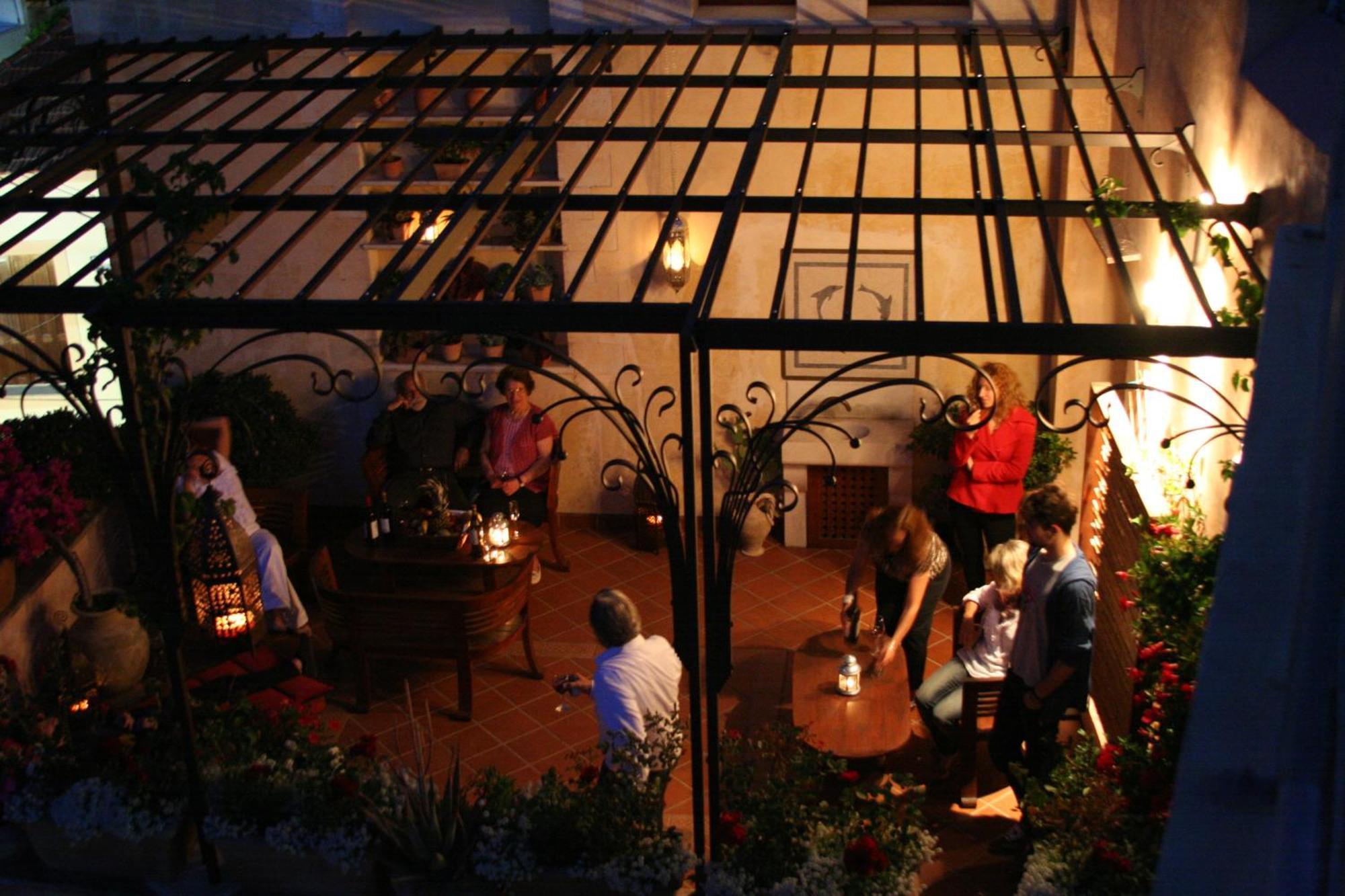Ionas Boutique Hotel 하니아 외부 사진